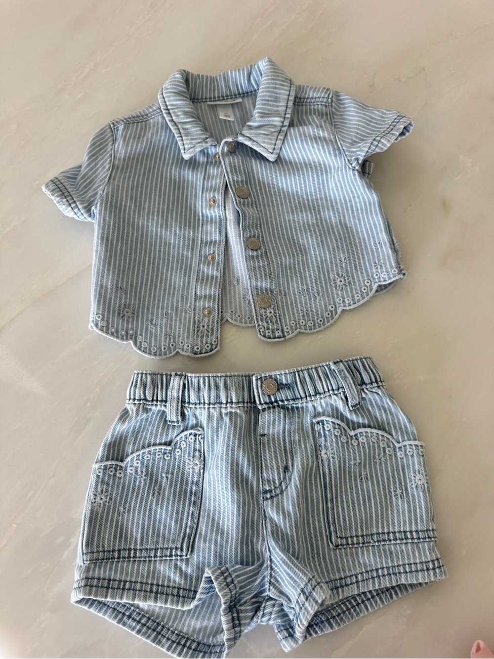 Cat & Jack Light Blue Striped Shorts Set with Scallop Embroidery